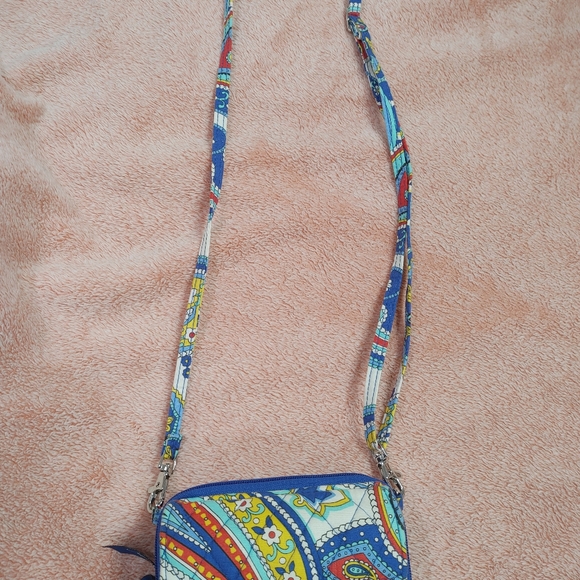 Vera Bradley Shoulder Wallet - Picture 5 of 10